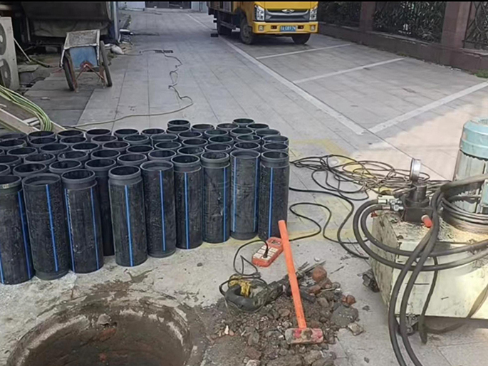 龙亭PE置换管厂家 DN315置换管 非开挖管短管置换